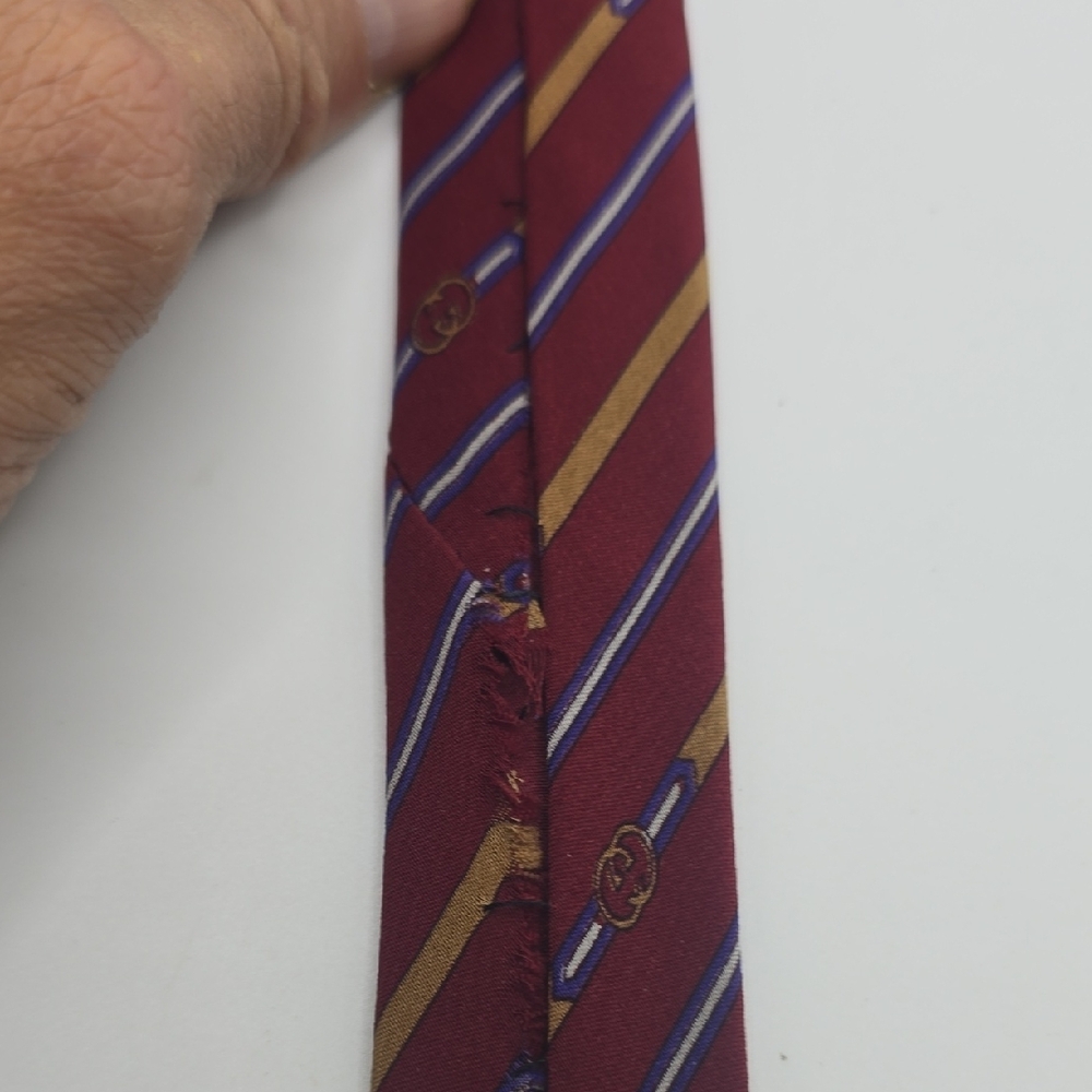 Vintage Silk Gucci Burgundy Tie with Gold and Blue Stripes - Picture 11 of 11